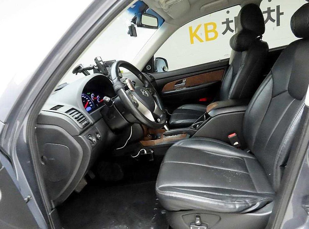 KG모빌리티(쌍용)  렉스턴 2.2 4WD RX7 사진 6