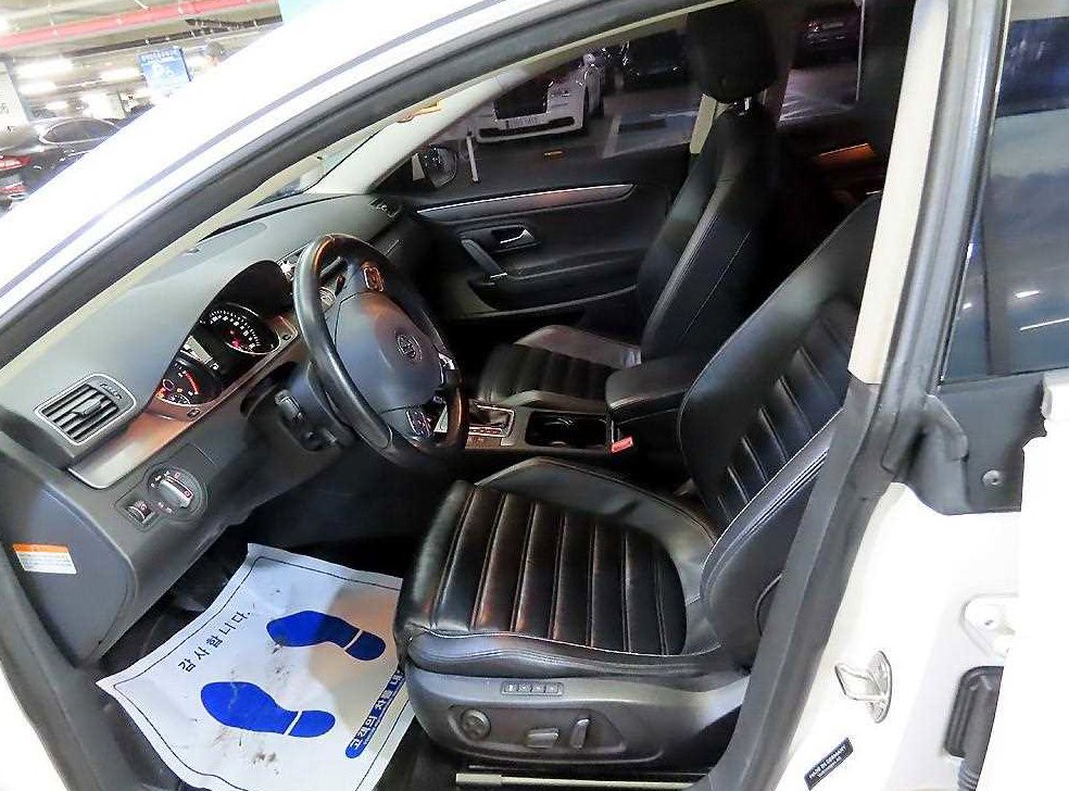 폭스바겐 CC 2.0 TDI 블루모션 사진 6