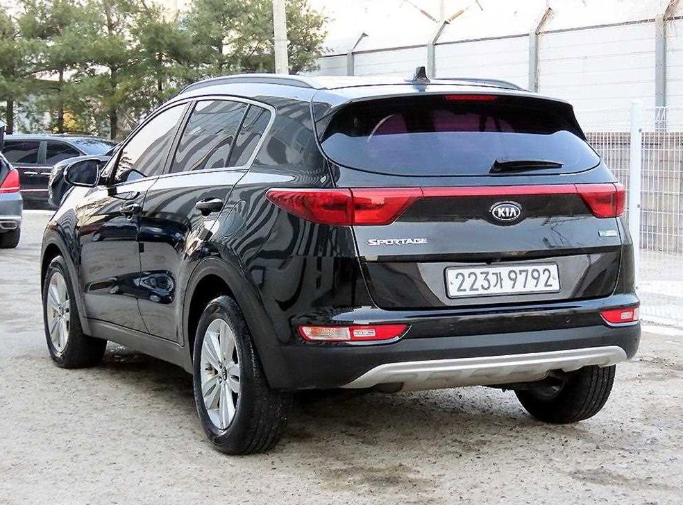 기아 스포티지 디젤 2.0 2WD 프레스티지 사진 3