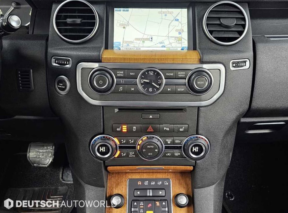 랜드로버 디스커버리 3.0 SDV6 HSE 사진 14