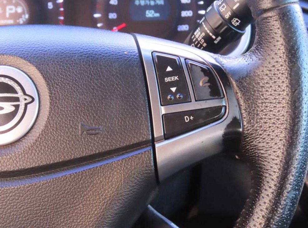 KG모빌리티(쌍용)  코란도 2WD 2.0 CVT 사진 9