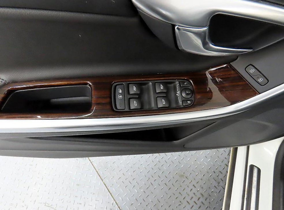 볼보 S60 D4 사진 11