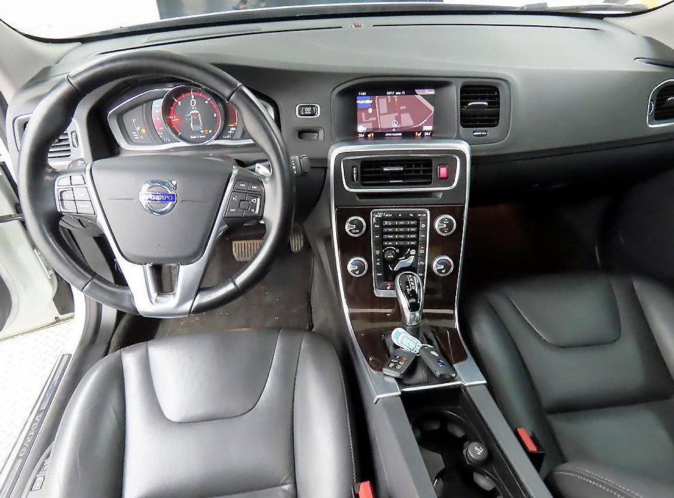 볼보 S60 D4 사진 7