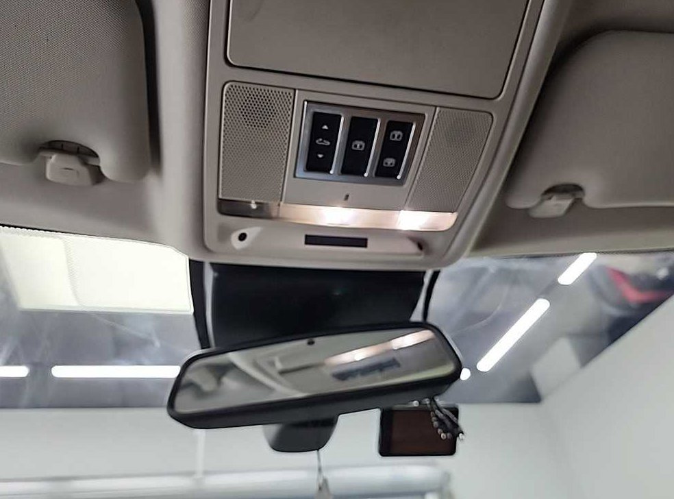 재규어 XF 2.5T 포트폴리오 사진 18