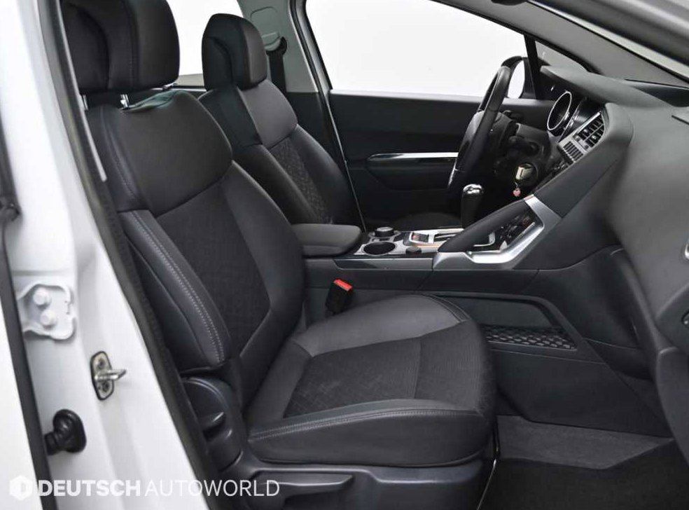 푸조 3008 1.6 e-HDI Active 사진 10