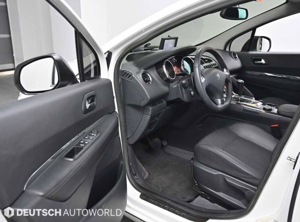 푸조 3008 1.6 e-HDI Active 사진 11