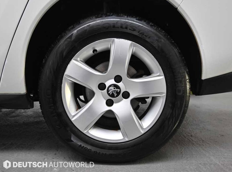 푸조 3008 1.6 e-HDI Active 사진 5