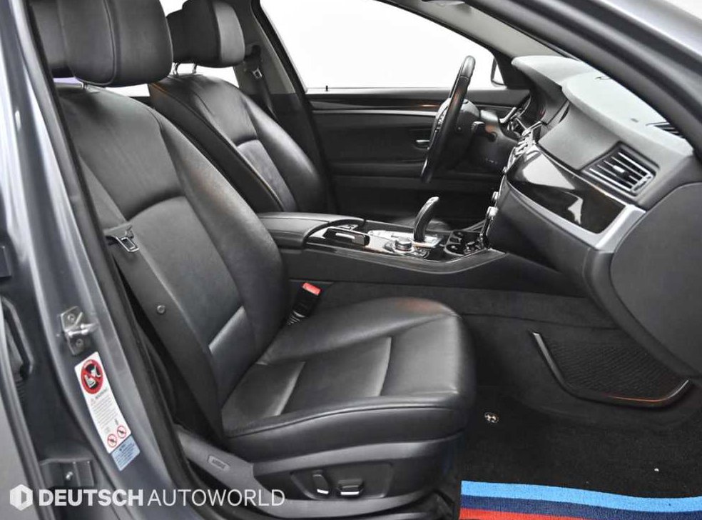 BMW 5시리즈 520d 사진 10