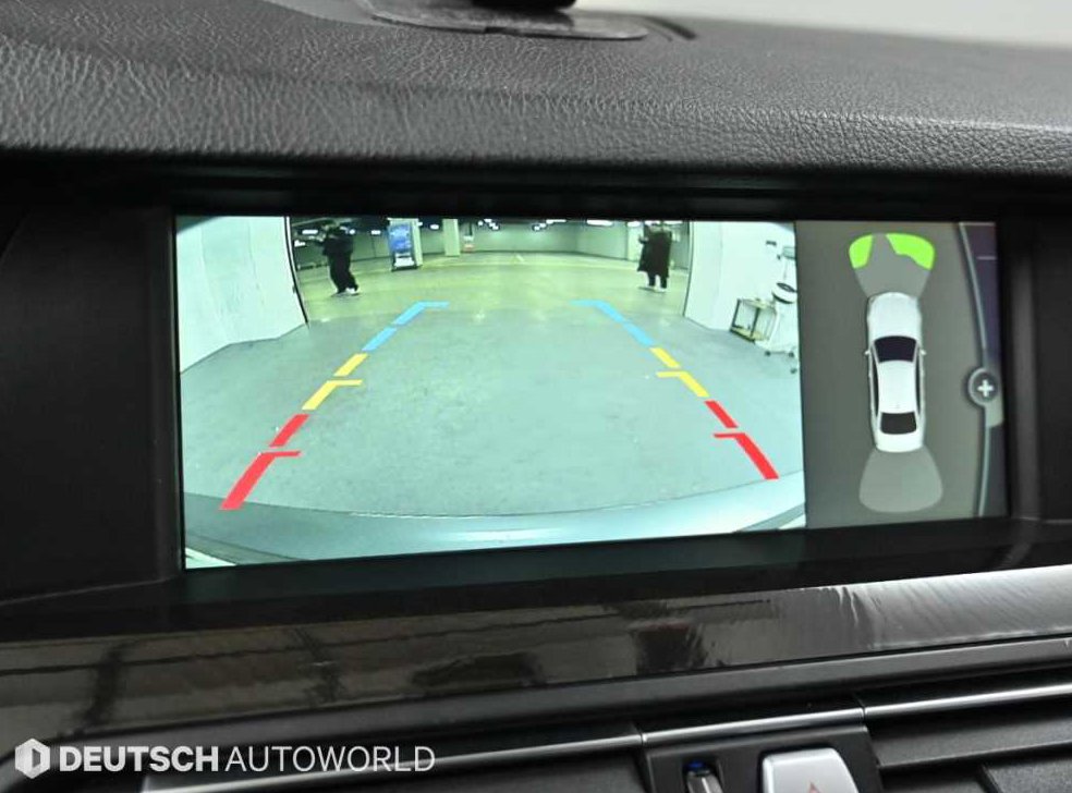 BMW 5시리즈 520d 사진 15