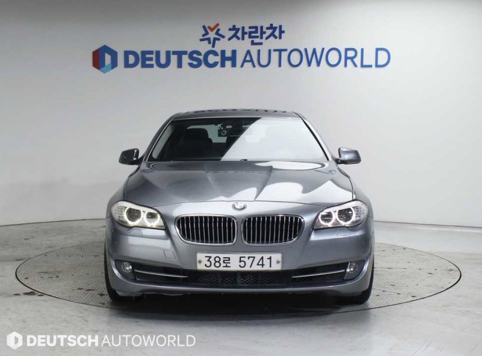 BMW 5시리즈 520d 사진 3