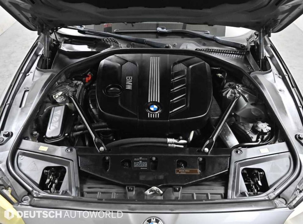 BMW 5시리즈 520d 사진 6