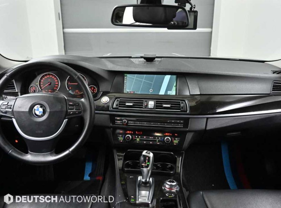 BMW 5시리즈 520d 사진 7
