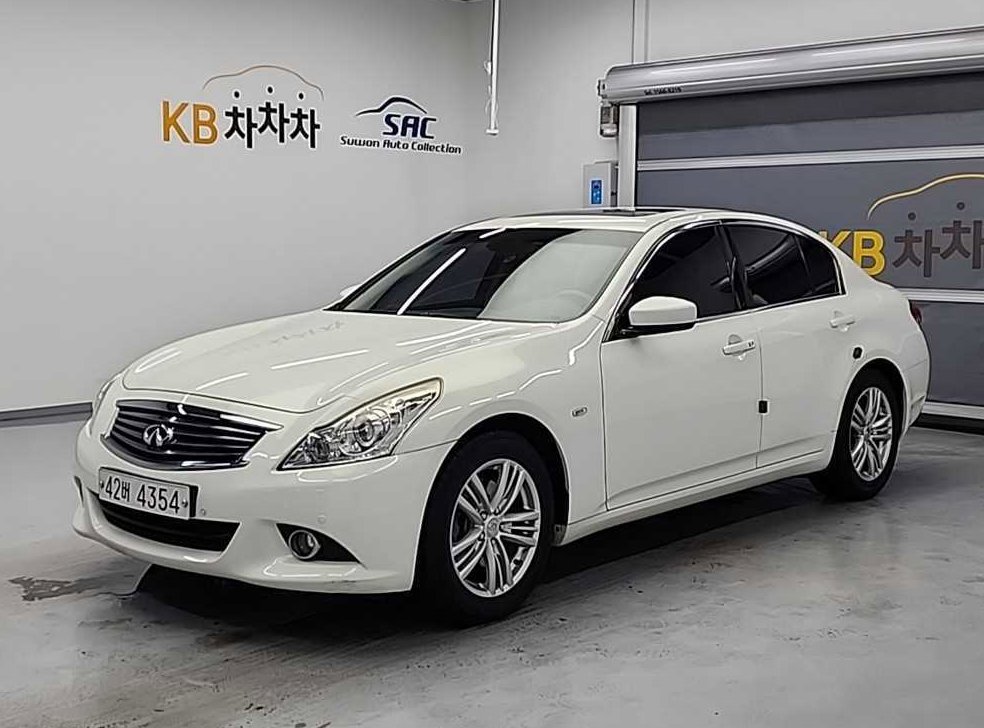 인피니티 G 세단 프리미엄 사진 2