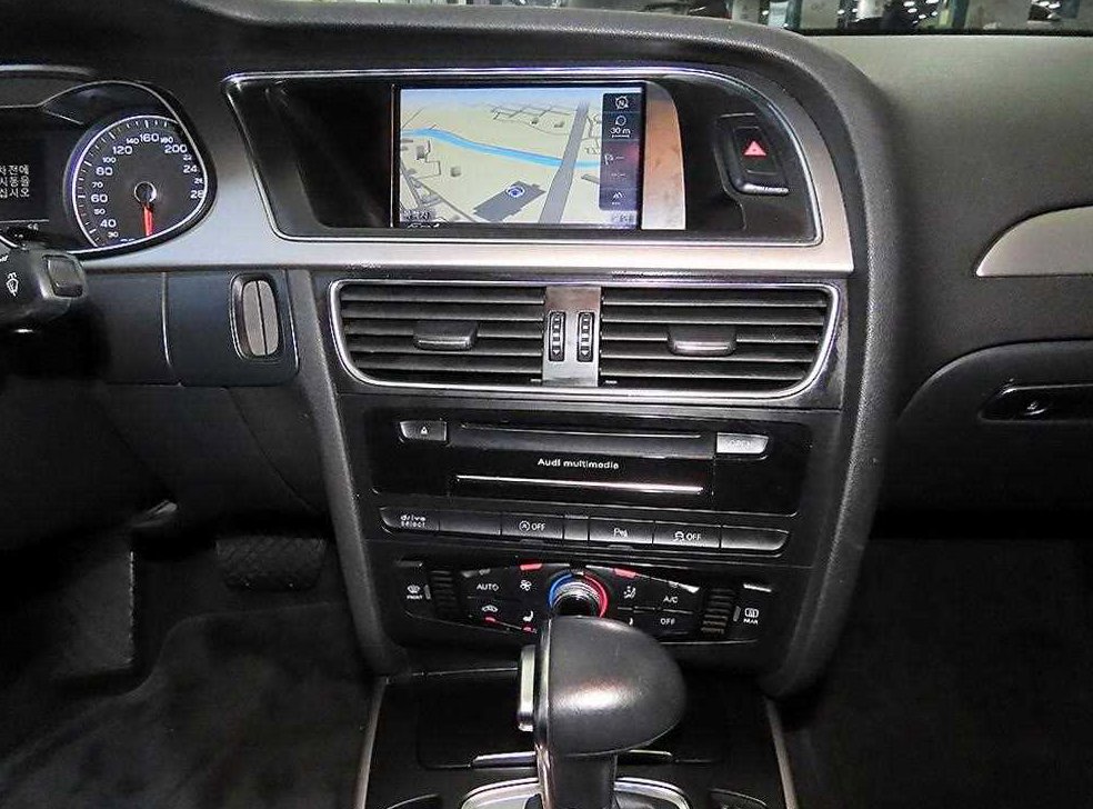아우디 A4 30 TDI 사진 11