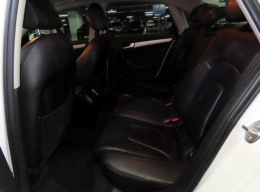 아우디 A4 30 TDI 사진 7