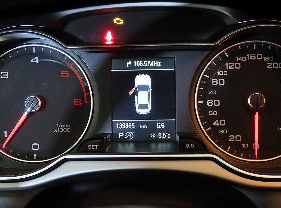 아우디 A4 30 TDI 사진 9
