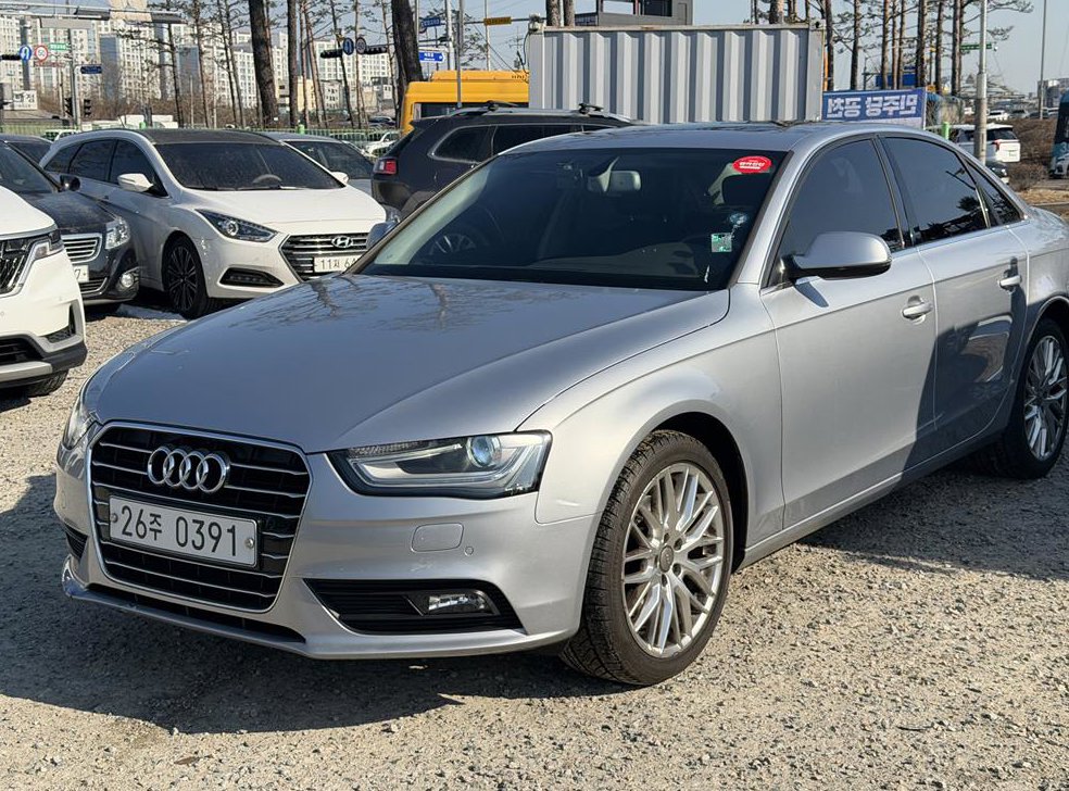 아우디 A4 30 TDI 사진 5