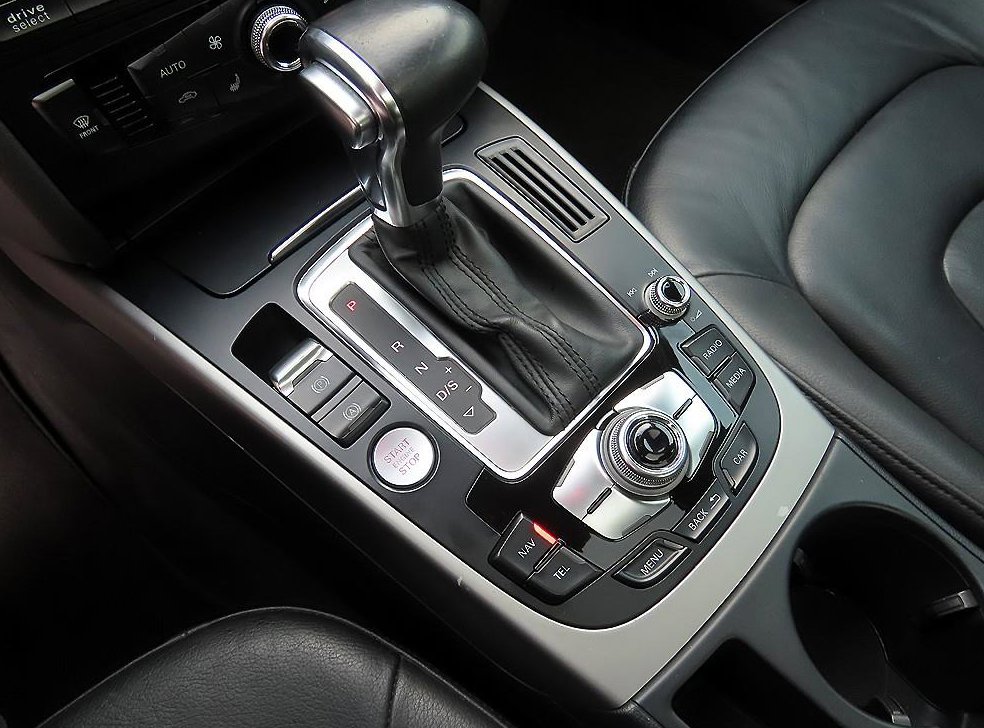 아우디 A4 30 TDI 사진 10