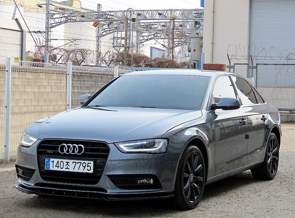 아우디 A4 30 TDI 사진 2