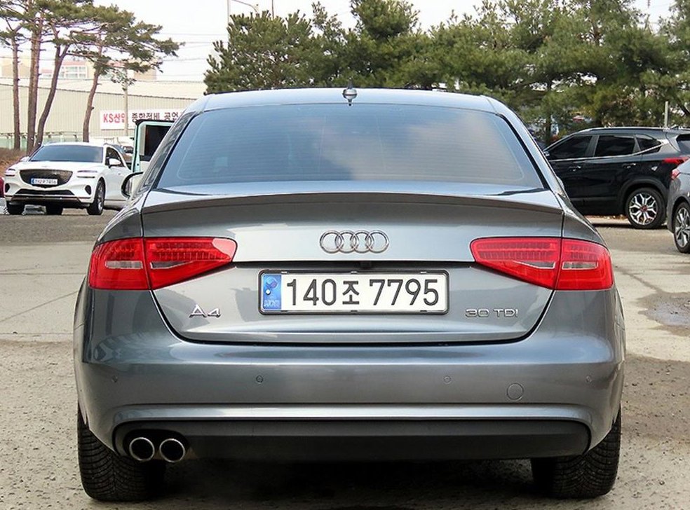 아우디 A4 30 TDI 사진 4