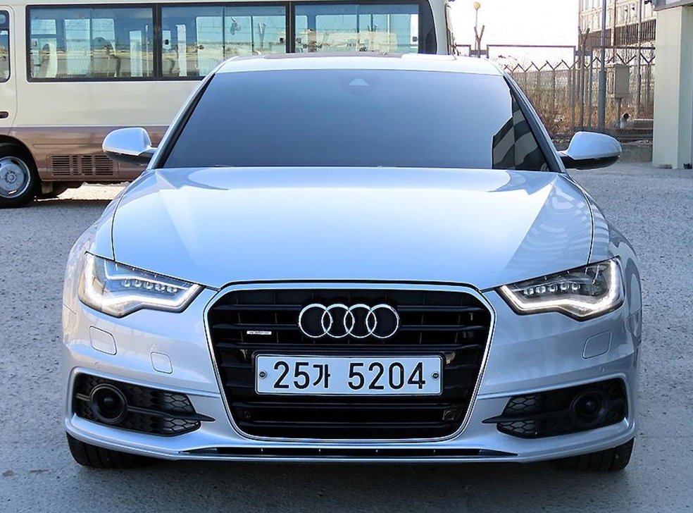 아우디 A6 3.0 TFSI 콰트로