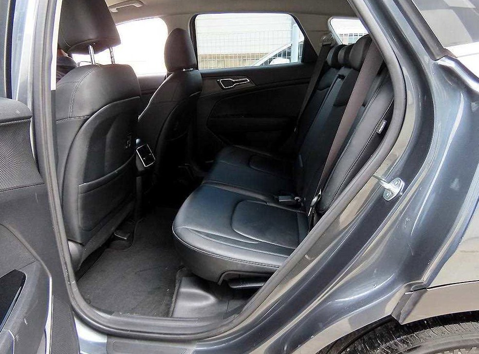 기아 스포티지 2.0 디젤 2WD 사진 6