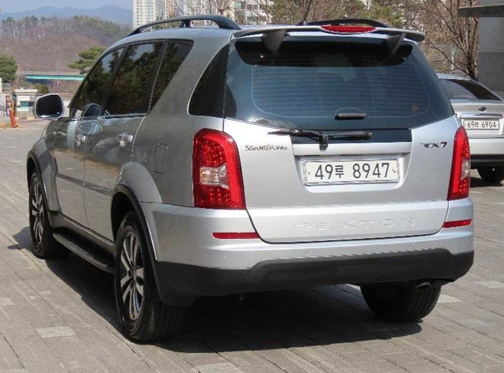 KG모빌리티(쌍용)  렉스턴 2.0  4WD RX7 사진 4