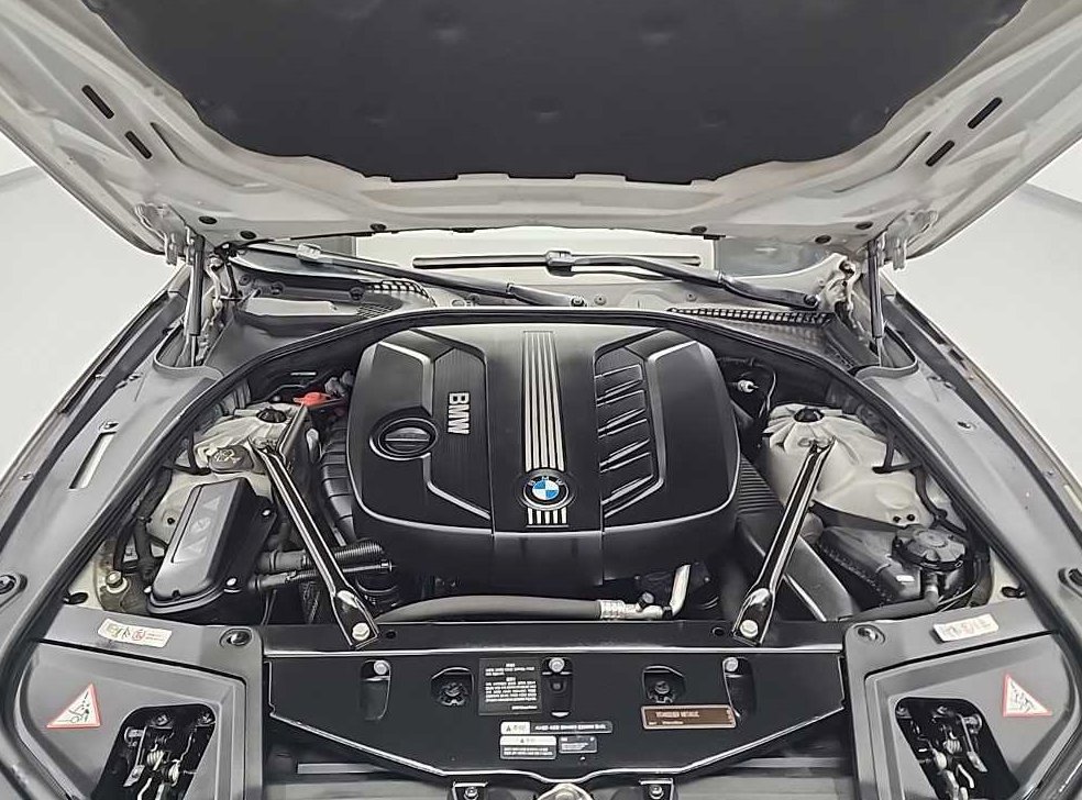 BMW 5시리즈 520d 사진 5