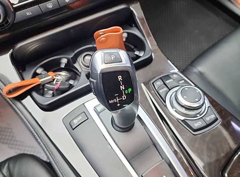 BMW 5시리즈 520d 사진 8