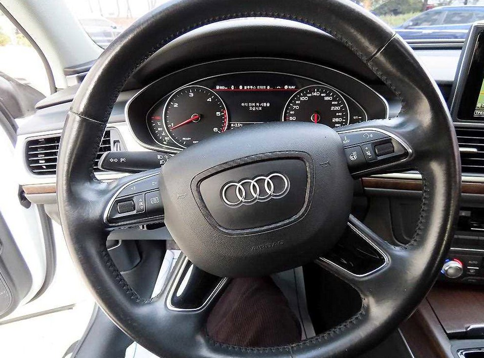 아우디 A6 35 TDI 사진 8