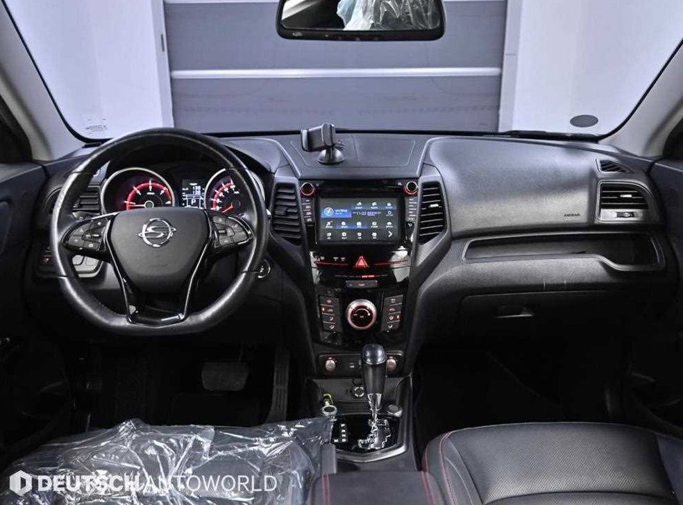 KG모빌리티(쌍용)  티볼리 2WD 디젤 1.6 IX 사진 7