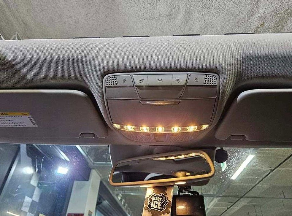 벤츠 C 클래스 C200 사진 11