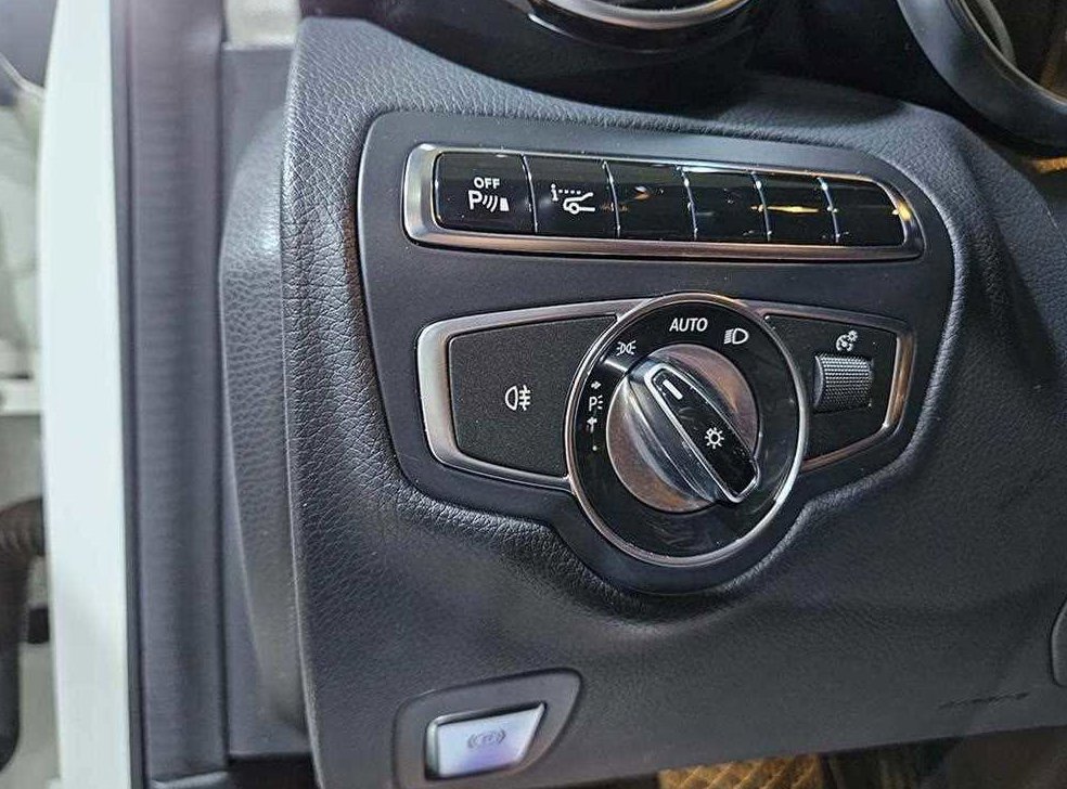벤츠 C 클래스 C200 사진 13
