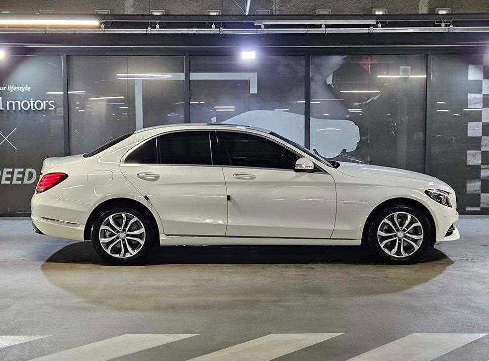 벤츠 C 클래스 C200 사진 3