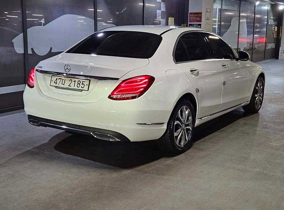 벤츠 C 클래스 C200 사진 4