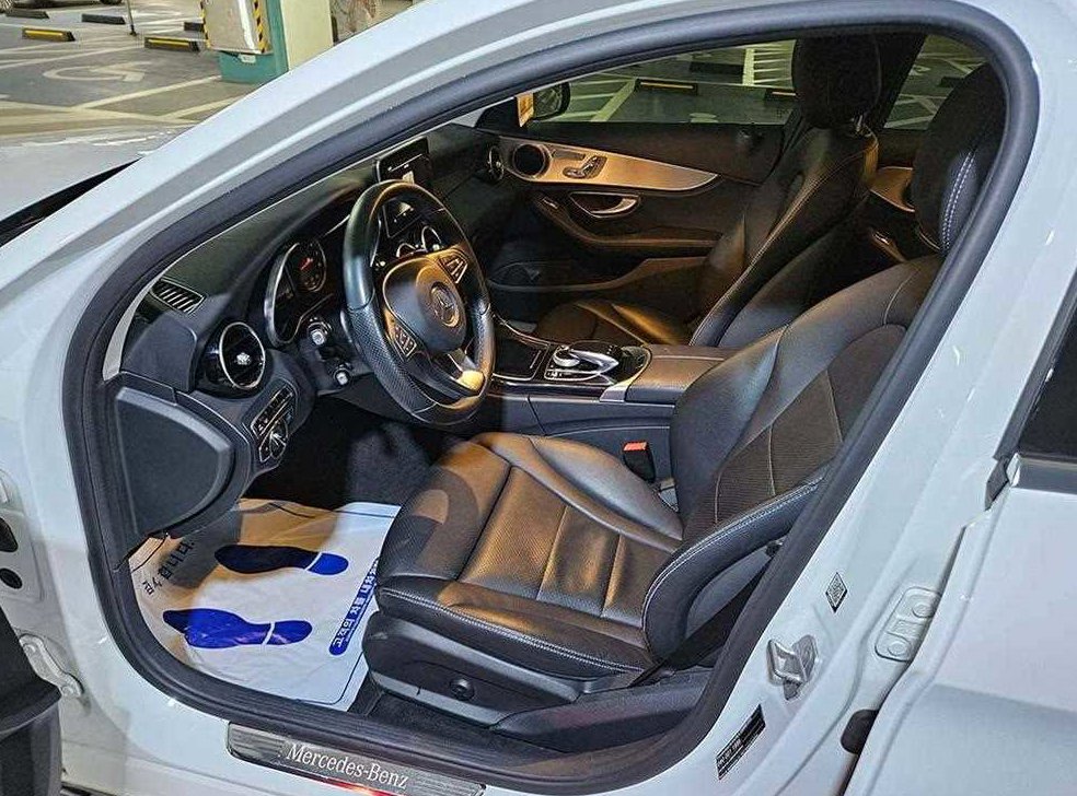 벤츠 C 클래스 C200 사진 6