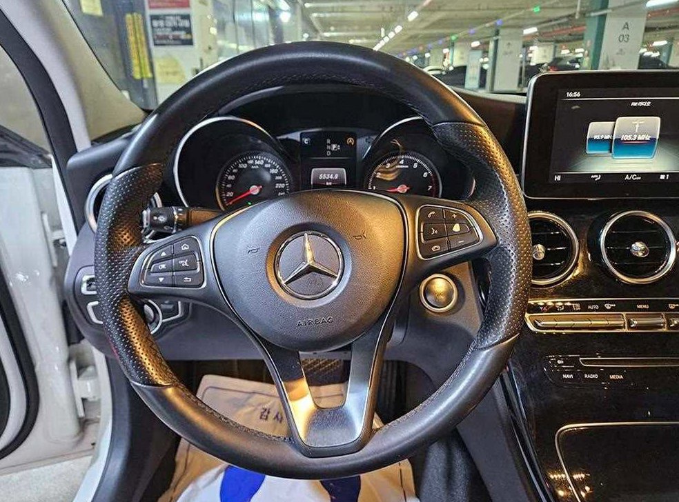 벤츠 C 클래스 C200 사진 9