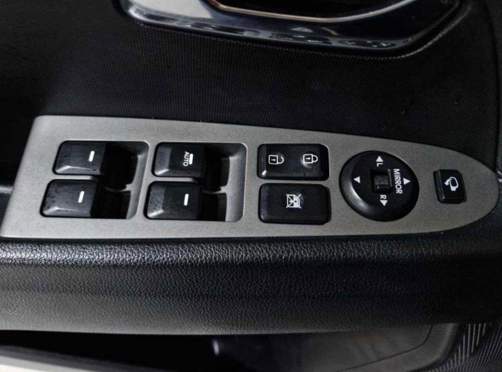 기아 스포티지 디젤 2WD 트렌디 사진 13