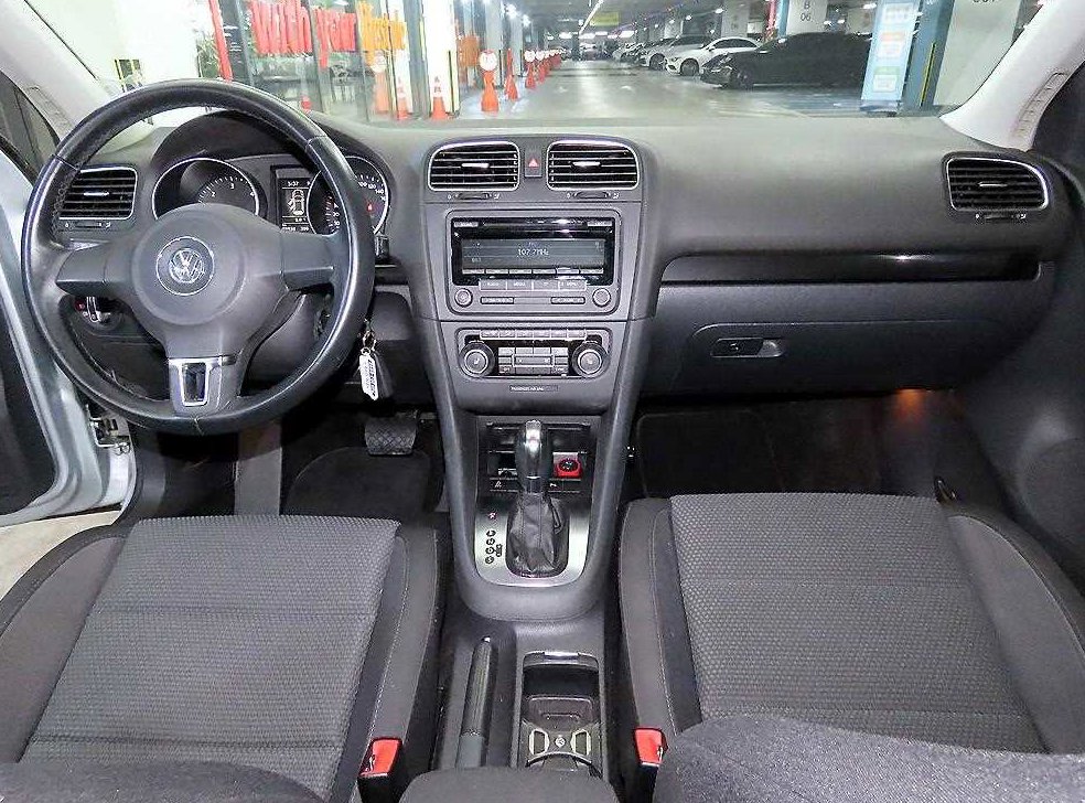 폭스바겐 골프 2.0 TDI 스타일에디션 사진 10