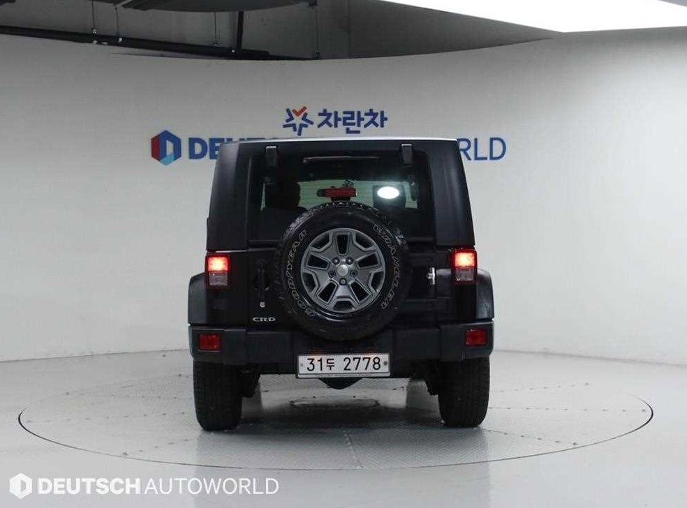 지프 랭글러 2.8 루비콘 2DR 사진 4