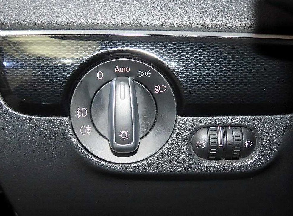 폭스바겐 제타 2.0 TDI 블루모션 사진 14