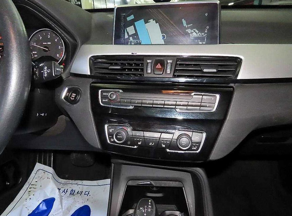 BMW X1 xDrive 18d 사진 11