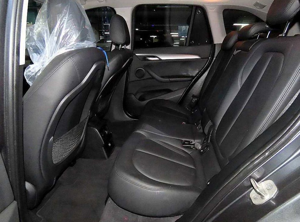 BMW X1 xDrive 18d 사진 7