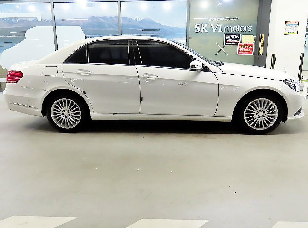 벤츠 E 클래스 E300 엘레강스 사진 3