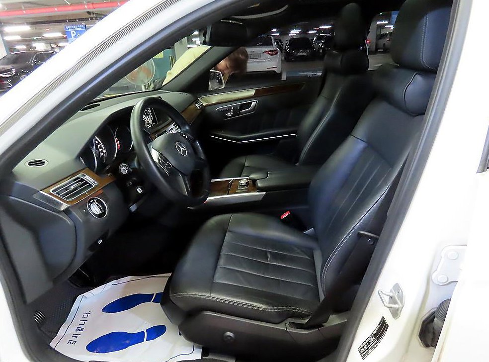 벤츠 E 클래스 E300 엘레강스 사진 6
