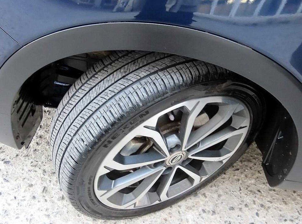 KG모빌리티(쌍용)  티볼리 2WD 디젤 1.6 RX 사진 20