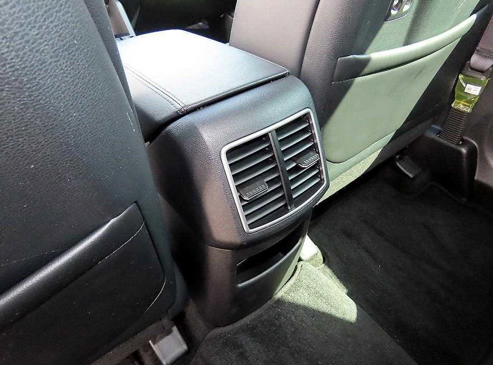 기아 스포티지 2.0 디젤 2WD 사진 17