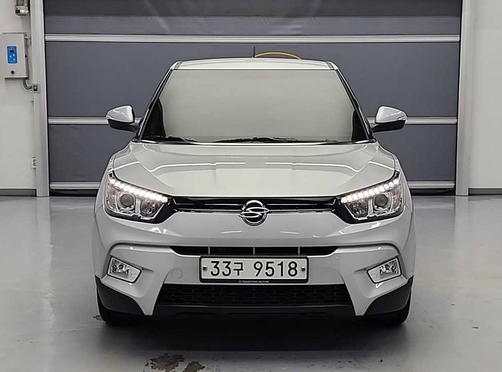 KG모빌리티(쌍용)  티볼리 가솔린 2WD 1.6 VX 사진 2