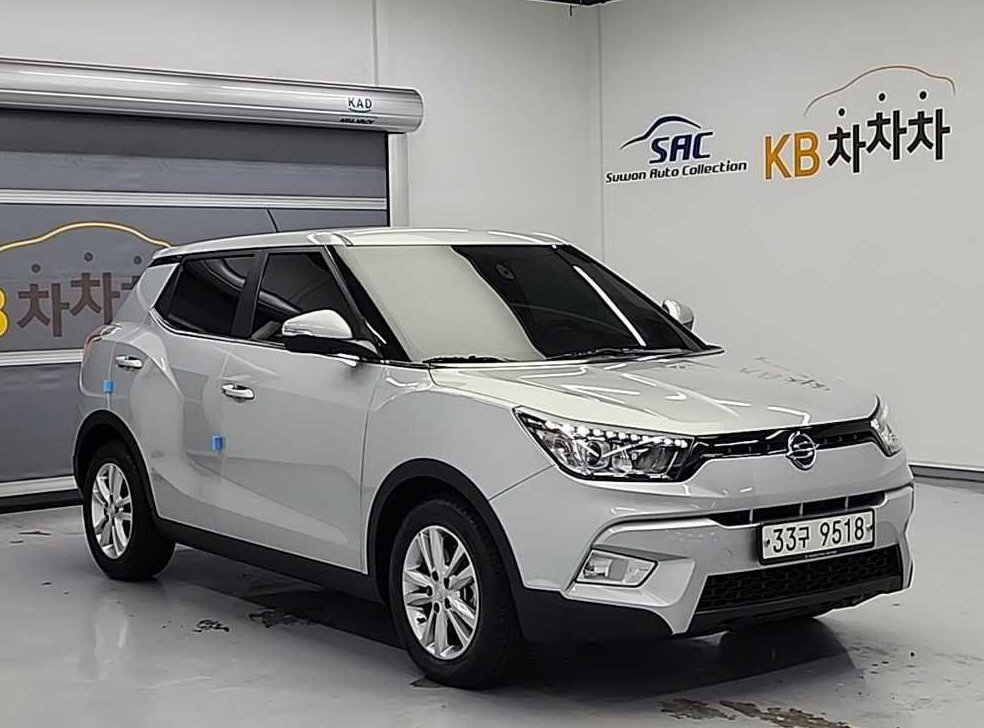 KG모빌리티(쌍용)  티볼리 가솔린 2WD 1.6 VX 사진 4
