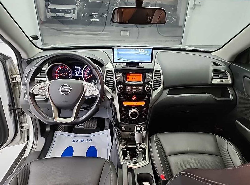 KG모빌리티(쌍용)  티볼리 가솔린 2WD 1.6 VX 사진 7